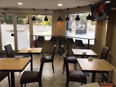 Le Maestro, Restaurant à Magenta