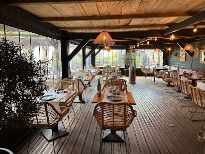 Les Copains D'Abord - Meilleur Restaurant Grillades Pierrade Cocktails Avec Terrasse Au Bord De L'Eau 16 Charente Cognac, Restaurant à Cognac