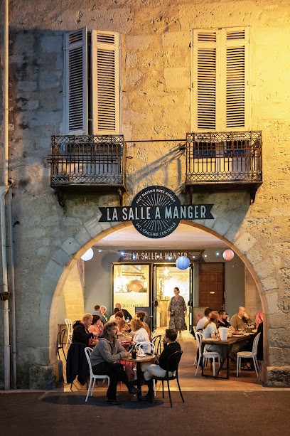 Restaurant LA SALLE A MANGER, Restaurant à Monségur