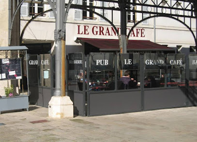 Le Grand Café Surgères Restaurant à Surgères