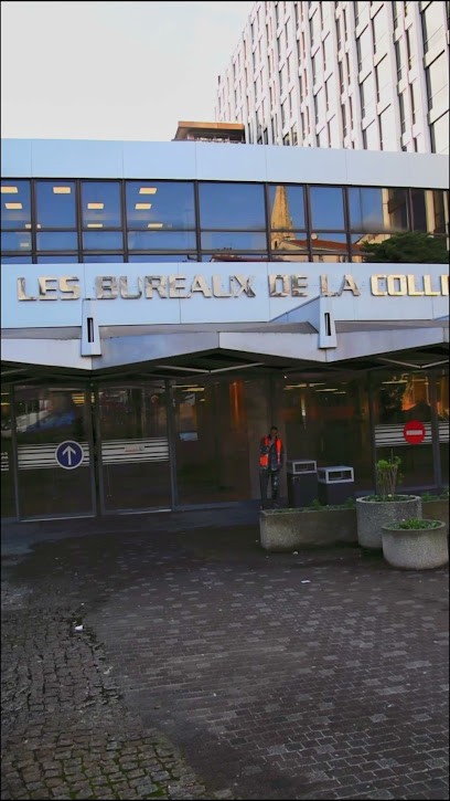 Kuskusbykenz, Restaurant à Saint-Cloud