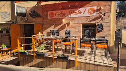 Ava Pasta Facciu Eiu Restaurant à l' Île-Rousse