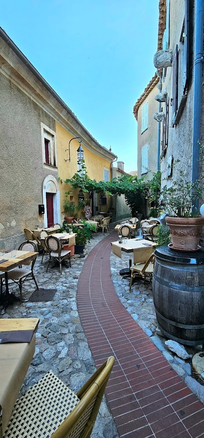 La Taverne D'Antan à Eze, Restaurant à Èze