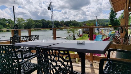 La Terrasse De Cascade Waterpark, Restaurant à Damazan