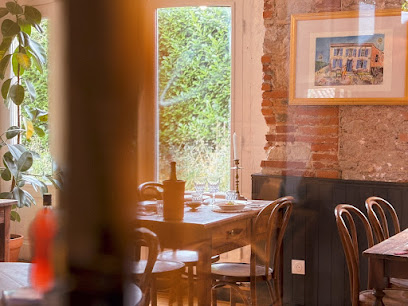 Le Saint Germier Restaurant à Teyssode
