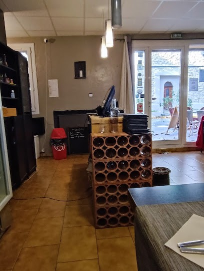 Cafe Du Cours, Restaurant à Vacqueyras