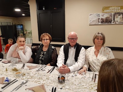 Café du marché chez Cynthia, Restaurant à L'Hôpital