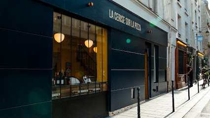 La Cerise Sur La Pizza - Place Des Vosges Restaurant à Paris 04
