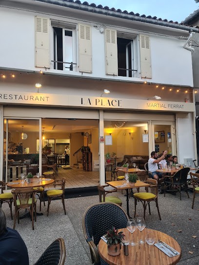 Restaurant La Place Martial Ferrat, Restaurant à Marseille 09