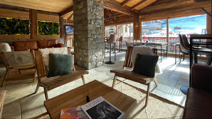 Bistro, Vélo | Restaurant- Bar - Café | Alpes Aventures - La Clusaz Restaurant à la Clusaz