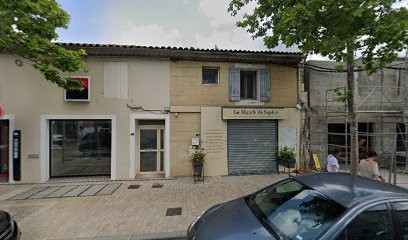 Lunch&Tea, Restaurant à Saint-Martin-de-Crau