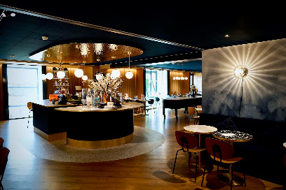 Cafe De La Marine Par Monument Café Restaurant à Paris 16