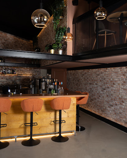 The One - Coffee Shop, Bar Tapas & Lounge In Nice Restaurant à Nice