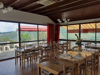 Restaurant le Belvedere de Mallet, Restaurant à Fridefont