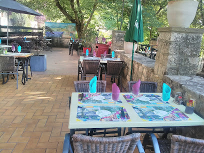 La Guinguette De Rochegude Restaurant à Rochegude