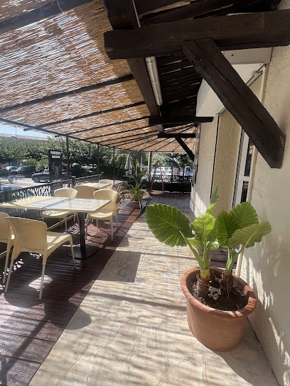 Chris’ Maker, Restaurant à Roquefort-les-Pins