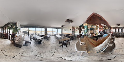 Le Bateau Ivre Café Brasserie, Restaurant à Saint-Pierre-Quiberon