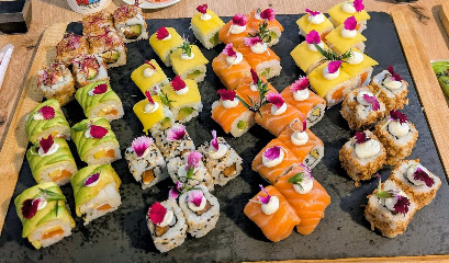 Kimitsu Sushi Restaurant à Saint-Amand-Montrond