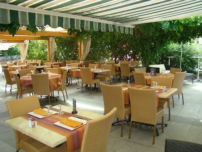 Restaurant Aux Trois Fleurs, Restaurant à Montreux-Jeune