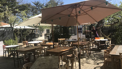 Le Taxi Brousse Restaurant à la Couarde-sur-Mer