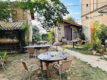 La Poule Grasse, Restaurant à Chantemerle-les-Blés