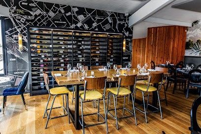 Bistrot LE PRADEILLES ( restaurant du Château de la Tour ), Restaurant à Béguey