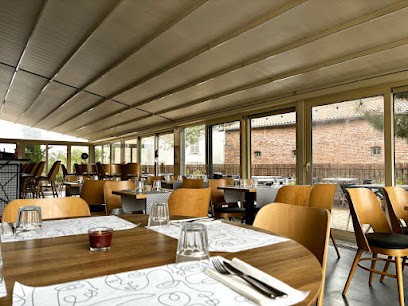 Les Remparts De St-Rambert, Restaurant à Saint-Just-Saint-Rambert