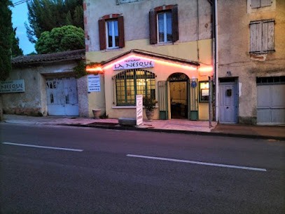 Restaurant La Nesque, Restaurant à Villes-sur-Auzon
