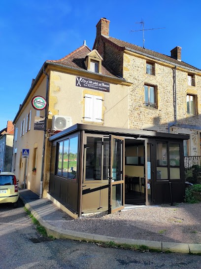 Les P'tits Plats De Thomas, Restaurant à Saint-Julien-de-Civry