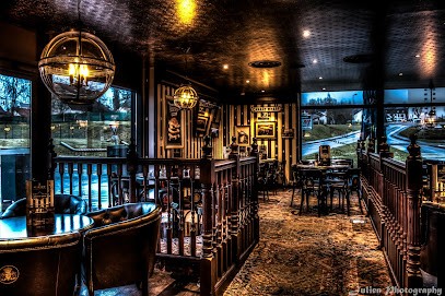Au Bureau, Restaurant à Dammarie-les-Lys