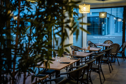 Le Manaï Village, Restaurant à Sales
