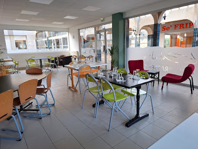 Le Belvédère Restaurant à Laval
