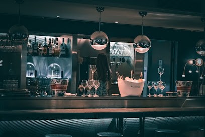 Arômé, Restaurant à Massy