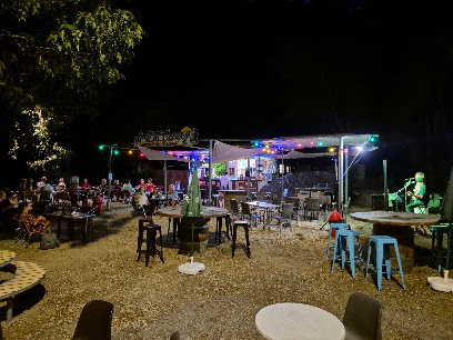 Le P'tit Creux Restaurant à Colombières-sur-Orb