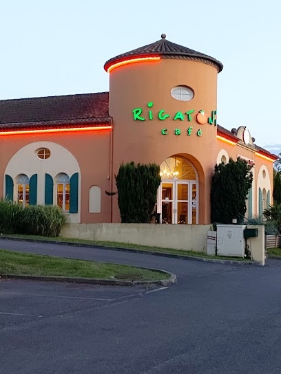 Rigatoni Café, Restaurant à Saint-Thibault-des-Vignes