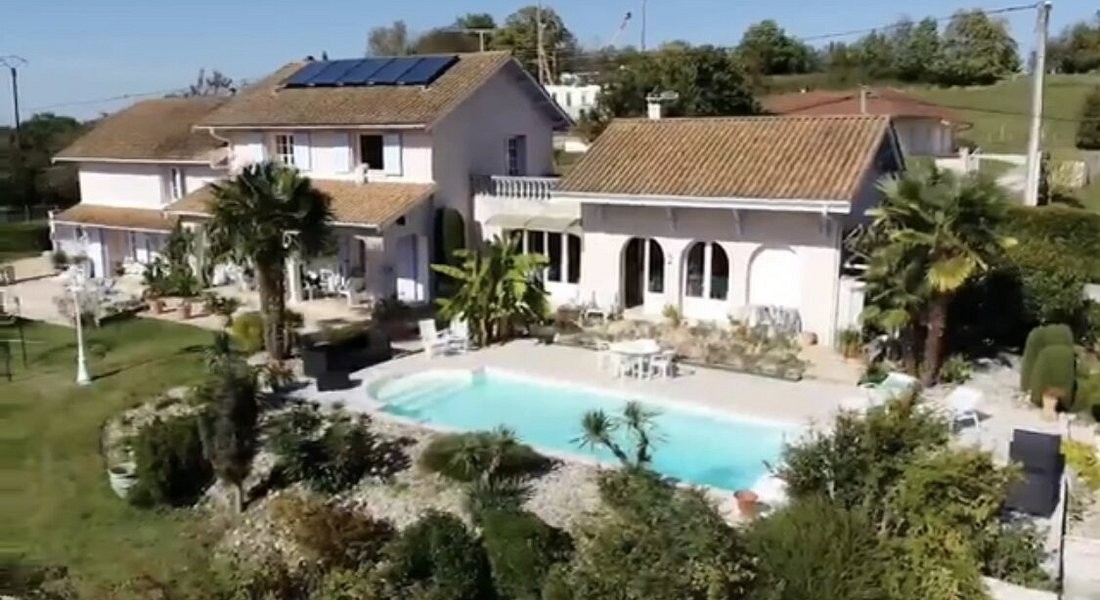 Le Provençal, Restaurant à La Chapelle-de-la-Tour