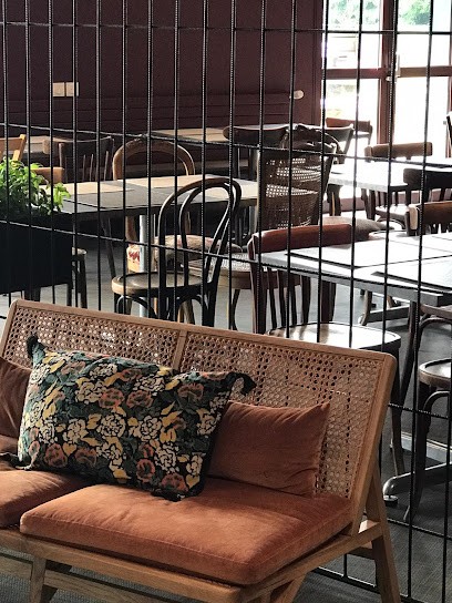 Bonheur Basque, Restaurant à Sergy