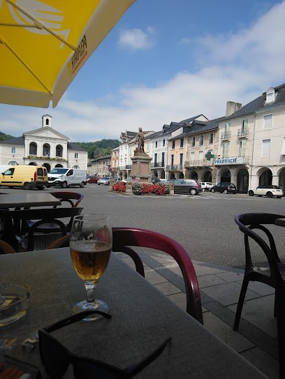 Le Moderne, Restaurant à Nay
