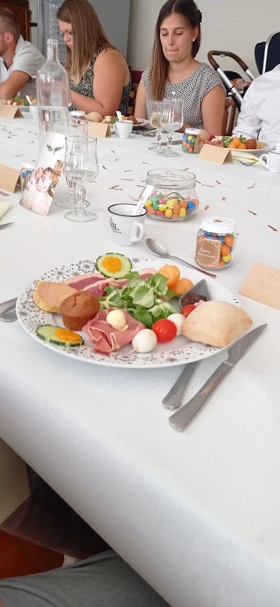 Aux Berges Sarthoises, Restaurant à Roézé-sur-Sarthe