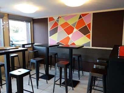 Nüga, Restaurant à La Penne-sur-Huveaune