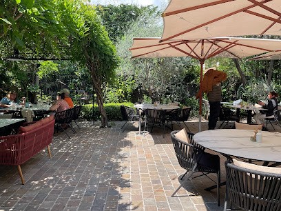 Restaurant basile, Restaurant à Mougins