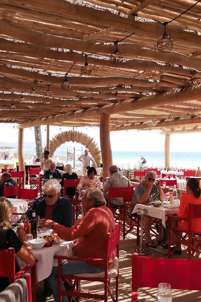 Le Nautic Beach - restaurant & plage privée, Restaurant à La Croix-Valmer