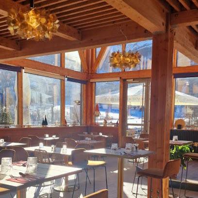 La Terrasse Des Grands Bains Restaurant au Monêtier-les-Bains
