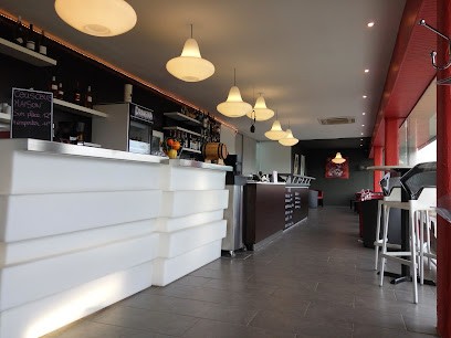 La Vache A Lay, Restaurant à Mareuil-sur-Lay-Dissais