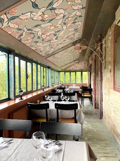 Le Bistrot de Gaston, Restaurant à Lanvallay