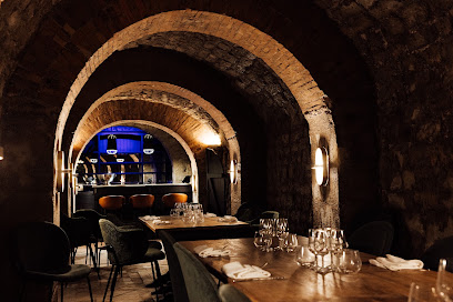 Le M. - Restaurant Du Musée Du Vin Restaurant à Paris 16