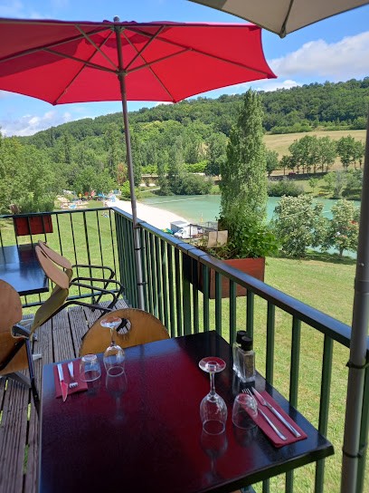 L’Oustal Du Lac, Restaurant à Montcuq-en-Quercy-Blanc