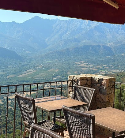 A Casa Corsa Chez Antonia, Restaurant à Sant'Antonino