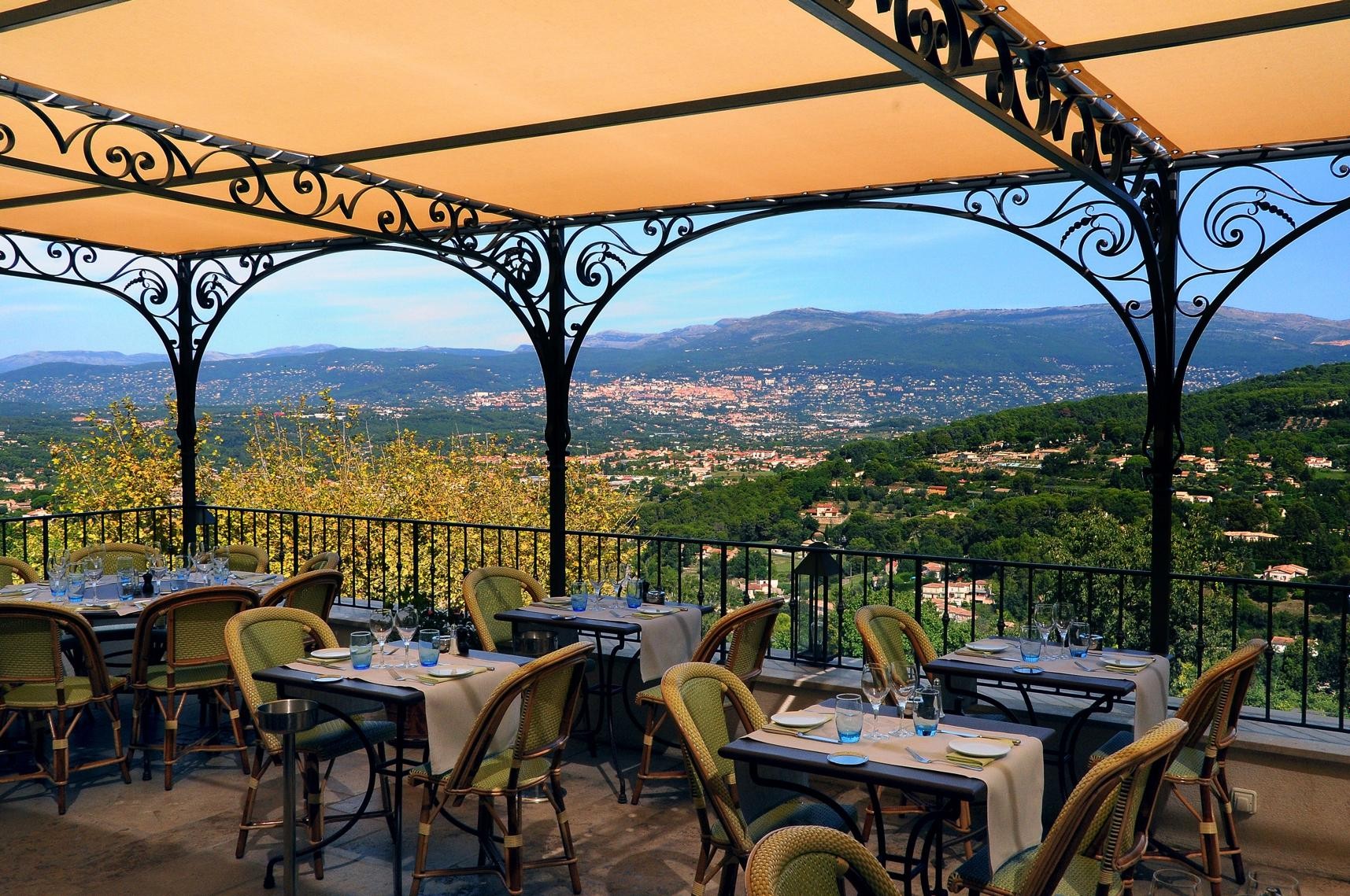 L'amandier De Mougins, Restaurant à Mougins