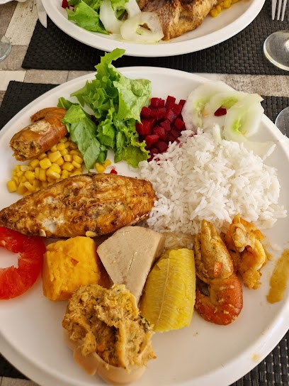 Chez Mamilo au super U Maubec, Restaurant à Maubec